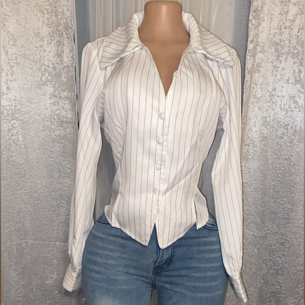 Boss lady blouse - Picture 2 of 3